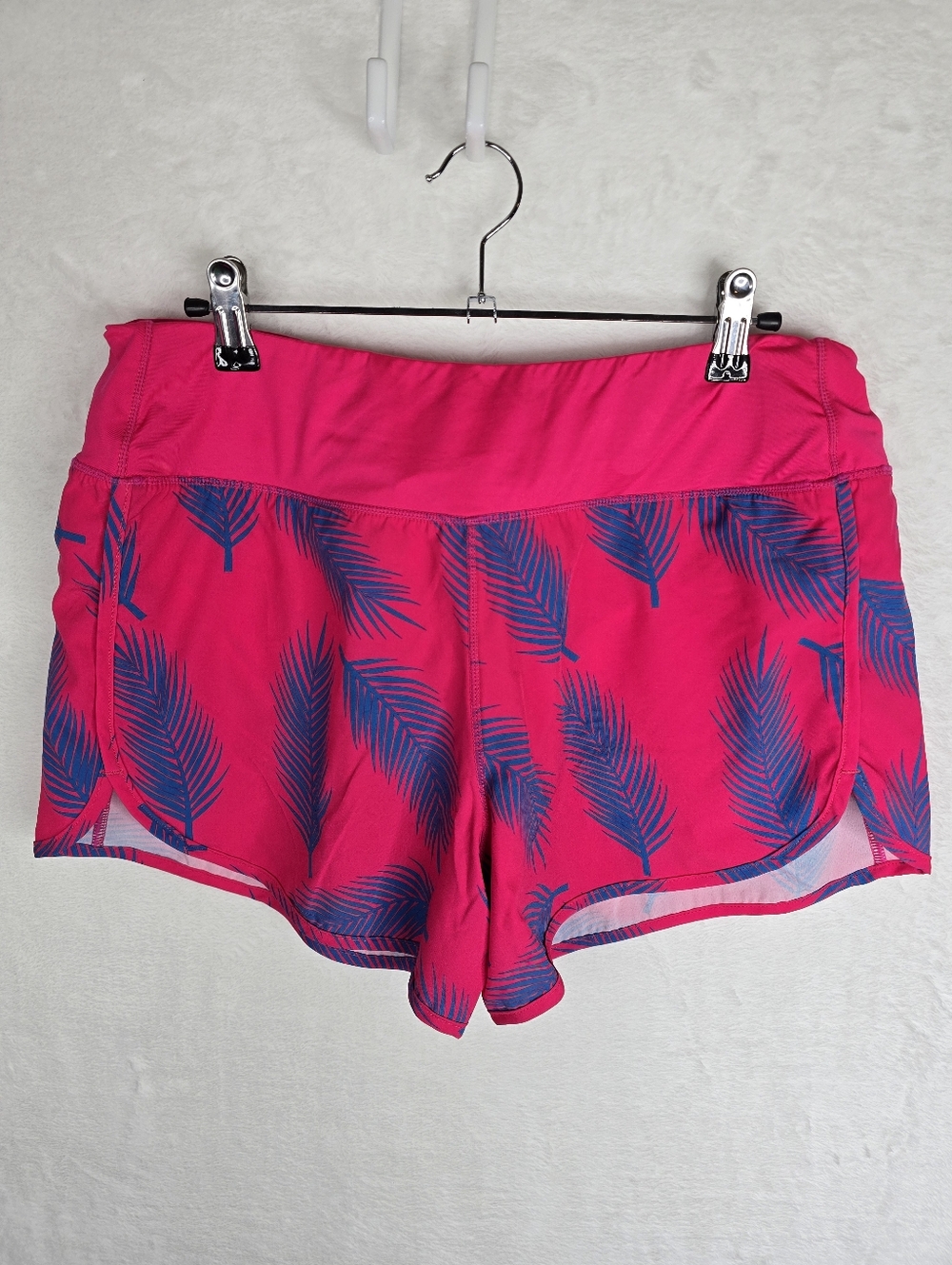 3/$25 Treign Women’s Athletic Shorts XL Pink Palm Print Running Gym NWT